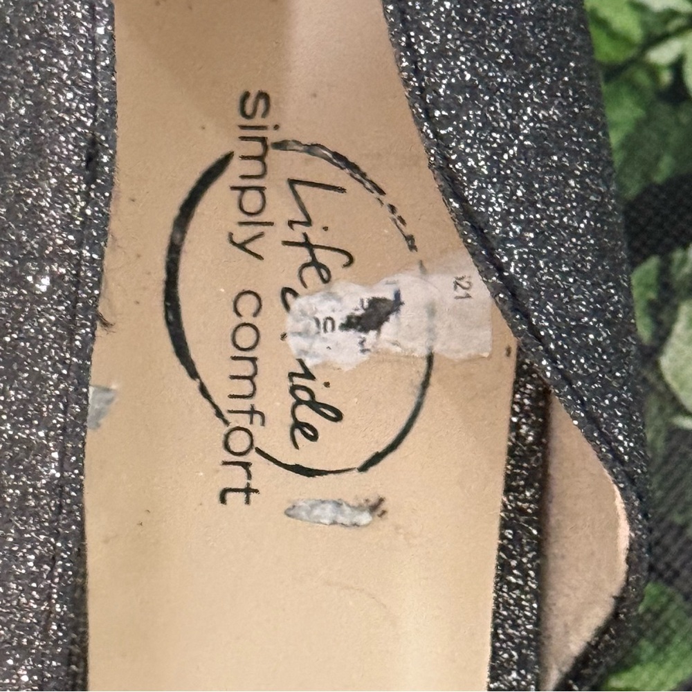 Life Stride Glitter Black Heels - Picture 10 of 11